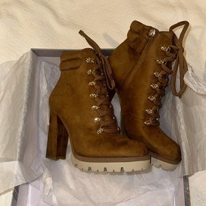J Lo boots New In Box